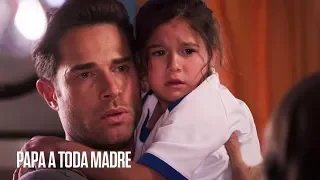 Papá a toda madre | María le dice a Anifer que Mauricio no es su papá