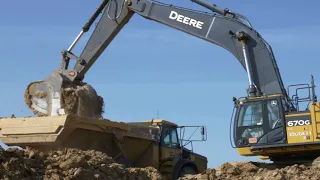 John Deere 670G Excavator | MiCa Enterprises