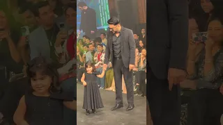 #kapilsharma walks the ramp with his daughter at the #BeWithBeti show