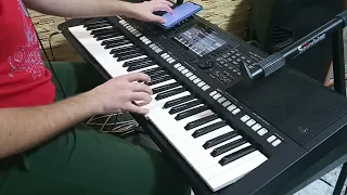 Yamaha psr s775 Горько плакала ива (cover)