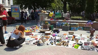 Хмельницький 2022: Блошиний ринок у парку Івана Франка в Хмельницькому