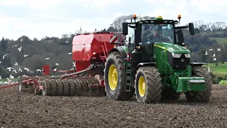 Seed Drilling with John Deere 6250R and Horsch Sprinter