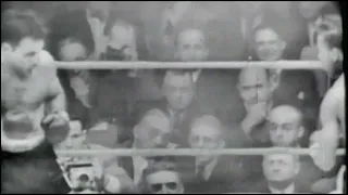 Sugar Ray Robinson vs Jake Lamotta 6