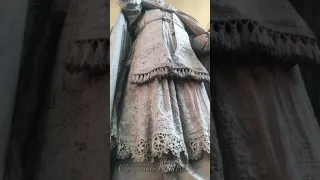 Потрясающая детализация на мраморной скульптуре