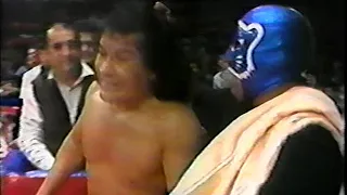 Perro Aguayo vs. Cien Caras