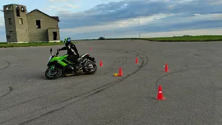 Gymkhana GP 2022 stage1   Evgeny Balan Kawasaki Z1000SX   heat1