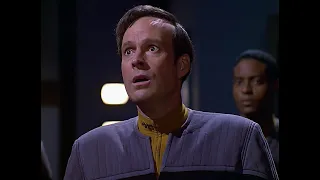 Star Trek Voyager 4K AI clip- Pathfinder - Starfleet contacts Voyager - S06E10 - Fan requested