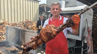 živa istina. JANJETINA 50 KM kg. Nekad mi neugodno reći cijenu.Vašar OSTROŽAC CAZIN