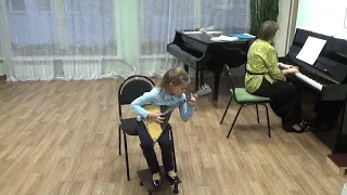 Настя Тюрина (8 лет) "Гляжу в озера синие"