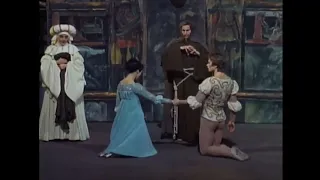 Rudolf Nureyev & Margot Fonteyn in ROMEO AND JULIET ACT 2, 8/12, a Sergei Prokofiev ballet, 1966