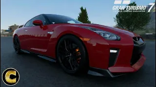 Nissan GT-R moderno contra los otros GT-R modificados (Gran Turismo 7)