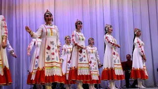 Чувашский государственный ансамбль в Башкирии. Танец в белом