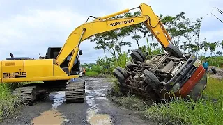 World's Dangerous Idiots Excavator Operator Skill   Fastest Climbing Excavator Machines Driving