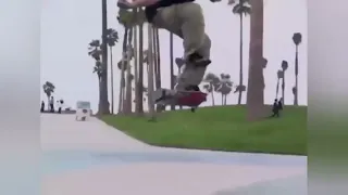 Rodney Mullen most satisfying trick to see (Impossible, Halfcab nosehook Impossible)