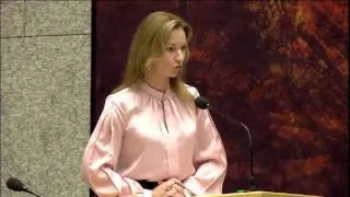 Lilian Helder - Veroordeelde criminelen die hun vrijheidsstraf ontlopen (2013)