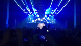 The chainsmokers - Something Just like this (live in japan)