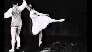 Tamara Karsavina and Peter Vladimiroff - PDD from 'Sylvia' (1925)