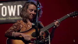 Mandolin Orange - Hey Stranger (Live on eTown)