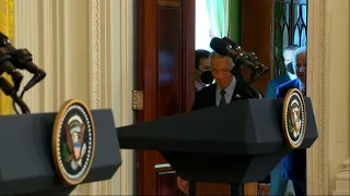 Biden, Singapore condemn Russia's war on Ukraine