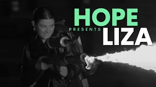 Hope presents Liza