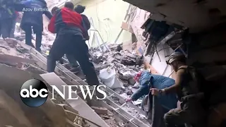 Dangerous rescue in Mariupol