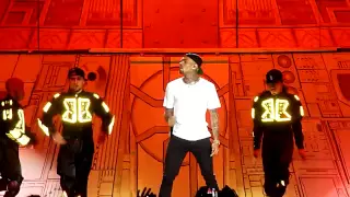 Chris Brown - Forever // Live in Dubai - 11/12/2012