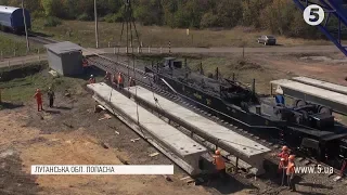 Виконано на 60%: бійці ЗСУ показали, як відновлюють зруйнований в 2014 міст у Попасній