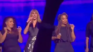 Taylor Swift - Shake it Off (City of Lover Unofficial DVD)