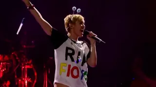 Miley Cyrus - I'll Take Care Of You (Bangerz Tour 2014)