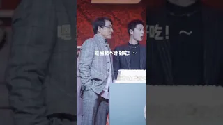 当成龙大哥听到迪玛希说自己时 When  Jackie Chan heard Dimash  talking about himself