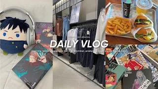 vlog : road trip, anime shopping in the city, mochinut, productive days, manga hauls & more