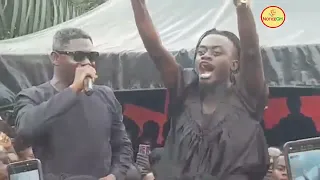 legends..Wow! Kwadwo Nkansah liwn and Agya Koo together in live band performance