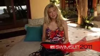 Kate Upton - [SI Swimsuit 2011] What's in my bag