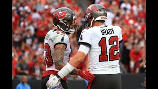 Tom Brady - Every Completed Pass - Tampa Bay Buccaneers vs Chicago Bears - NFL Week 7 2021