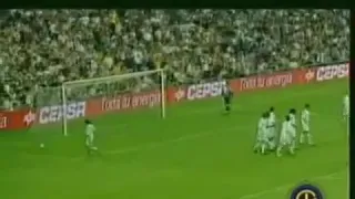 14 agosto 2001 esordisce con la maglia dell'inter contro il Real Madrid l'imperatore Adriano
