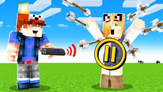 TROLLUJĘ MOJĄ DZIEWCZYNĘ ZATRZYMUJĄC CZAS w Minecraft! | Vito i Bella