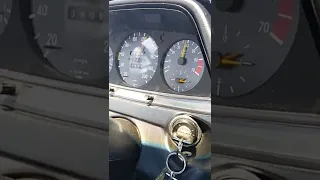 Mercedes C123 230e automatic year 1984 acceleration.