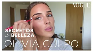 Olivia Culpo nos muestra cómo blanquea sus dientes y delinea sus ojos