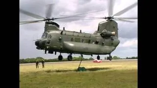 RAF Odiham Chinook with underslung load