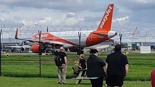 4K-HiRes✈️ Runway Visitor Park Manchester✈️ Tuesday 15th August 2023.