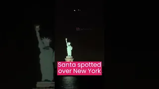 Santa spotted over New York #christmas #santa #newyork