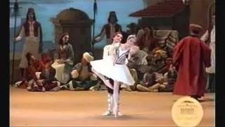 Le Corsaire-Pas d'Esclaves (Bolshoi Ballet 2007)