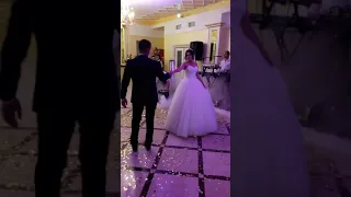Катерина Гуменюк _ Кораблі.  Перший весільний танець Андрія і Зорянки.