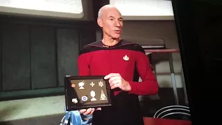 Star Trek the Next Generation - Data displaying human compassion