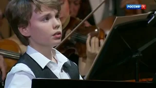 В.А. Моцарт Концерт № 21 (часть II) НФОР под управлением В.Спивакова, соло Брэдшоу Райн Мартин