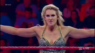 WWE Raw 01.09.17 Sasha Banks & Bayley vs Charlotte Flair & Nia Jax
