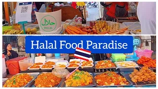 VLOG BKK #14 Walking on Ramkhamhaeng Road Halal Food Paradise in Bangkok #bangkokstreetfood