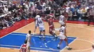 MICHAEL JORDAN: 49 pts vs Philadelphia 76ers (1990 Playoffs-Game 3)
