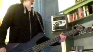 A certain romance - Arctic Monkeys bass cover