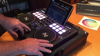 Deep house mix with Djay Pro and Reloop Beatpad 2